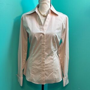 Worthington Light Pink Button-Down fitted blouse 👚